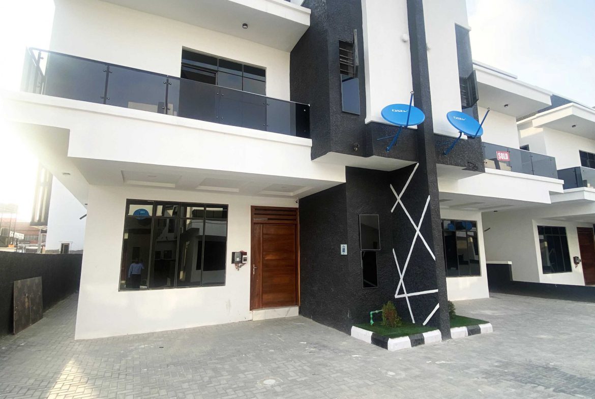 4 Bedroom Duplex Ref OR001 Orchid Road