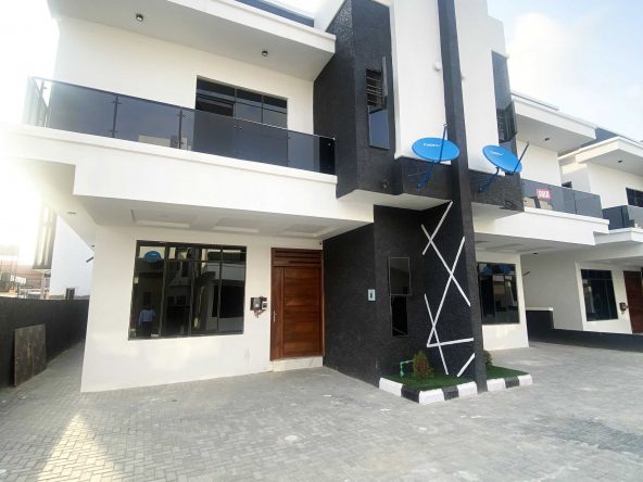 4 Bedroom Duplex Ref OR001 Orchid Road