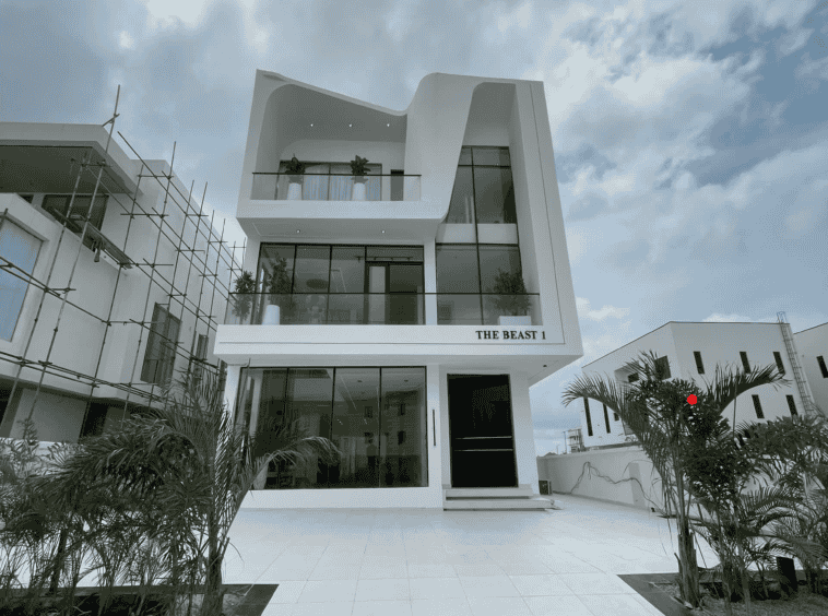 Luxury five bedroom detached duplex (ikate5bdd02)