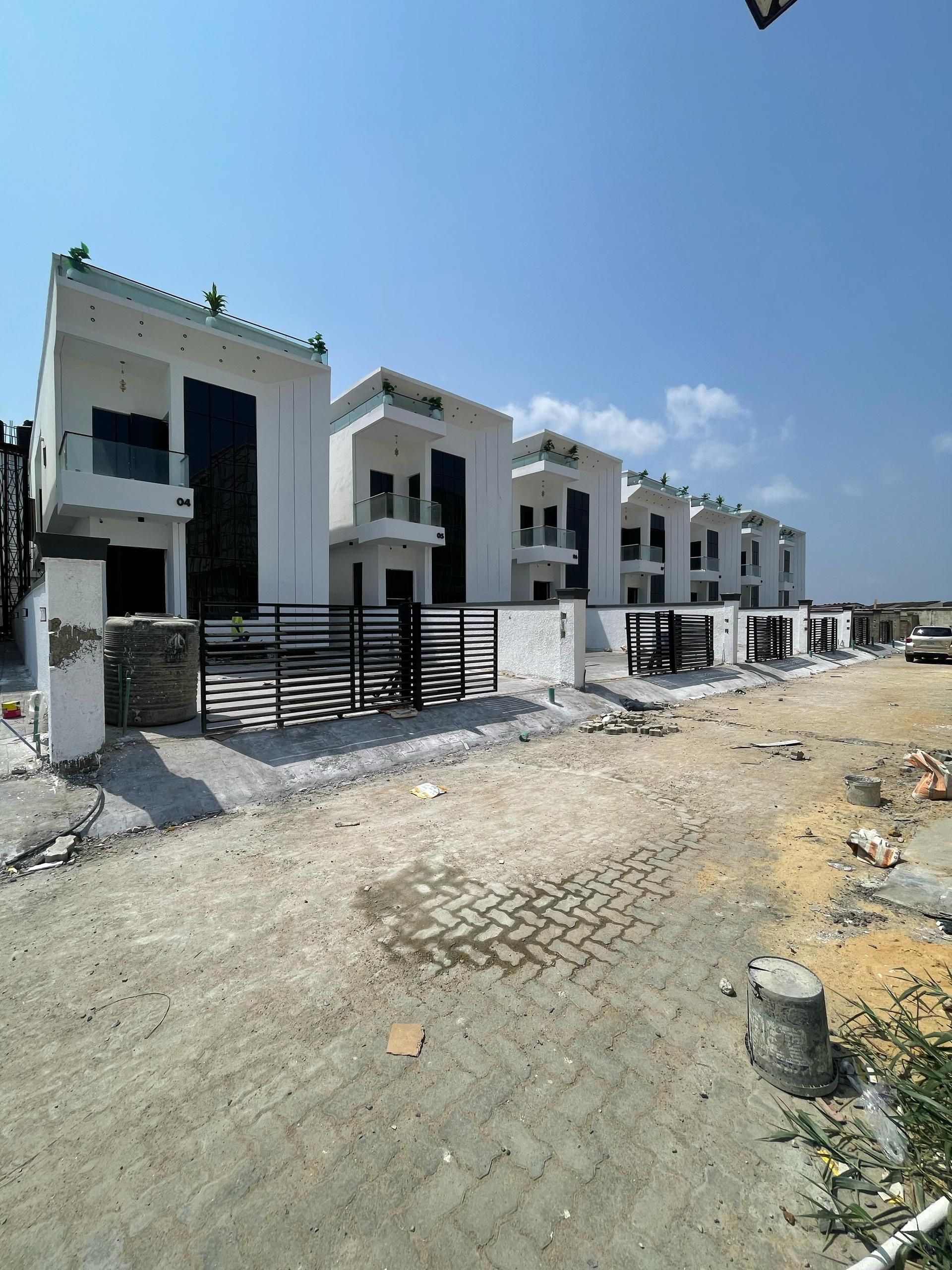 Five bedroom detached duplex in a serene environment (CHEVRN5BDD02)