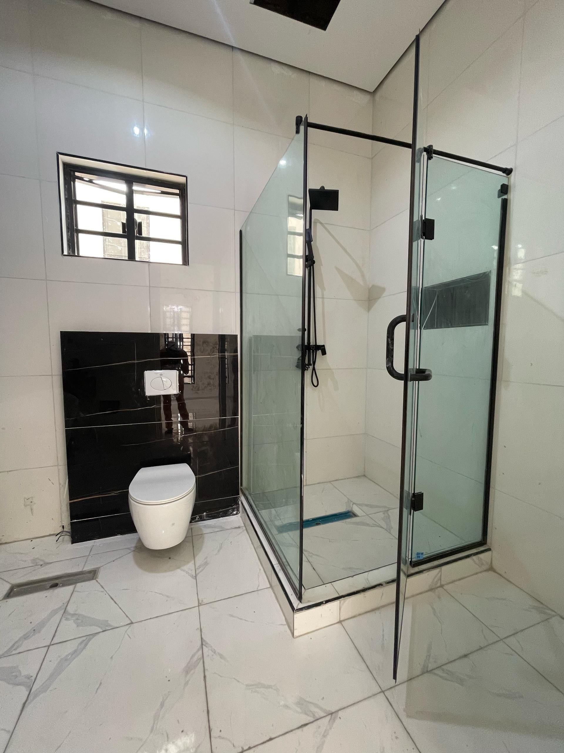 Five bedroom detached duplex in a serene environment (CHEVRN5BDD02)