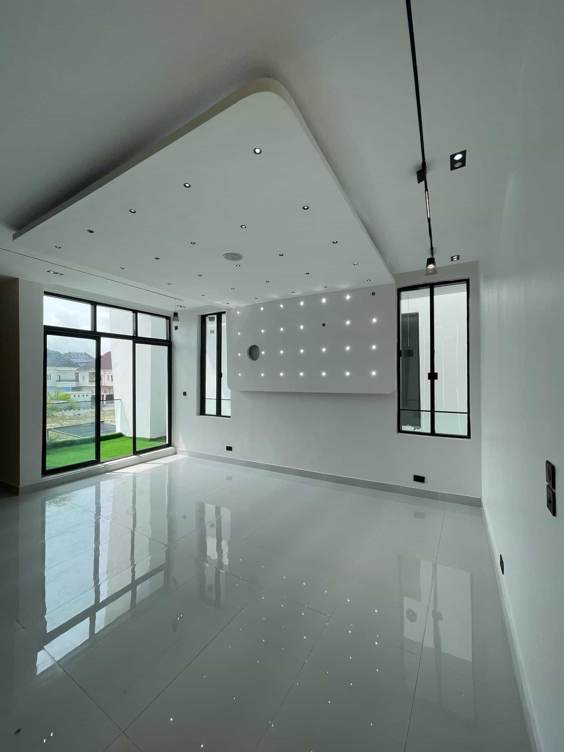 Luxury five bedroom detached duplex (CHEVRN5BDD03) Luxury five bedroom detached duplex (CHEVRN5BDD03)