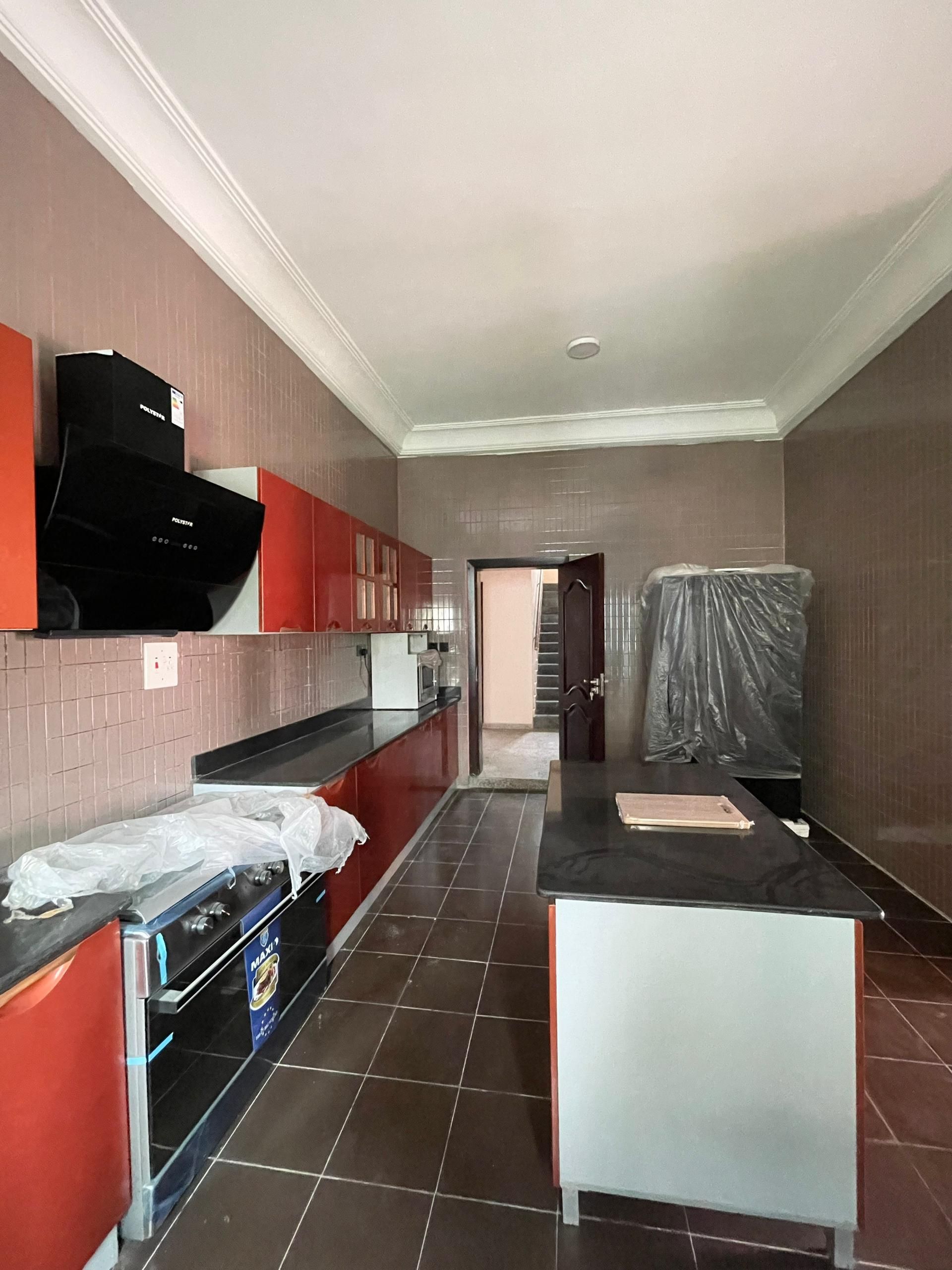 Newly built five bedroom detached duplex (CHEVRN5BDD01)
