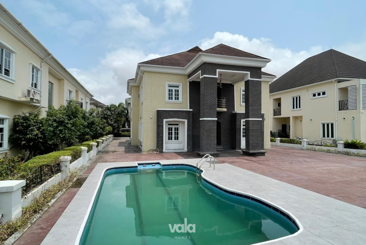 Newly built five bedroom detached duplex (CHEVRN5BDD01)