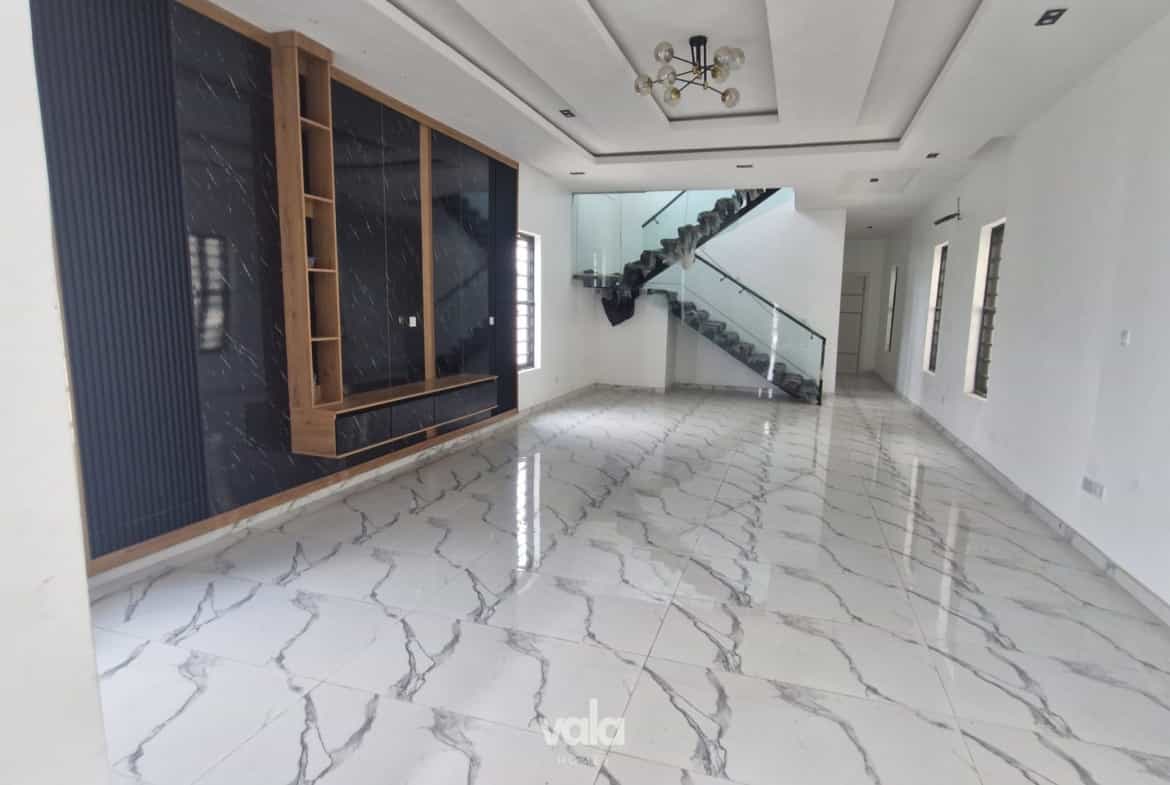 Newly built four bedroom detached duplex (orchid4bdd01)