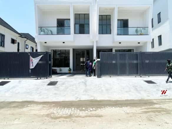 Five bedroom semi-detached duplex (ikota5bsd01)