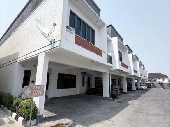 Newly built four bedroom terrace duplex (ologolo4td01)