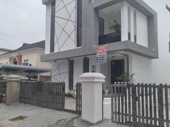Contemporary five bedroom detached duplex (megamd5bdd015)