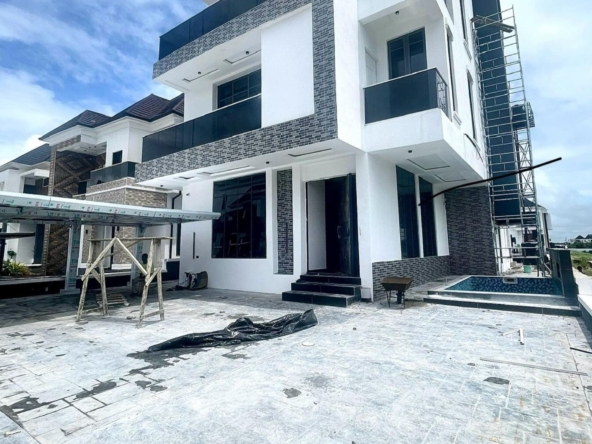 Well built five bedroom detached duplex (megamd5bdd09)