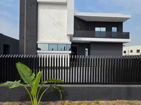 Elegant five bedroom detached duplex (ajah5bdd04)