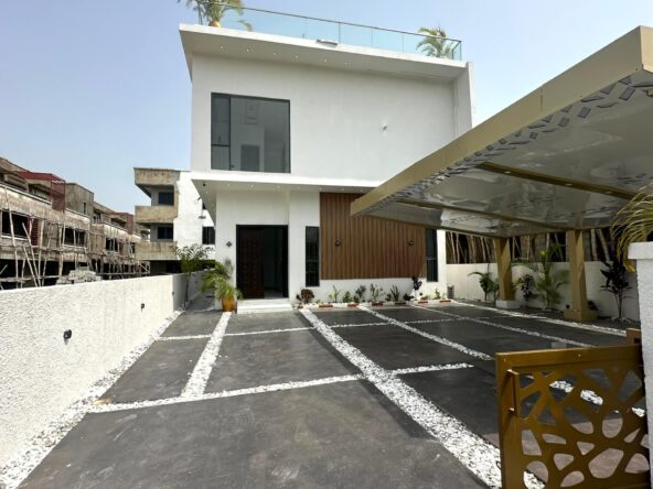 Modern five bedroom detached duplex (orchid5bdd03)