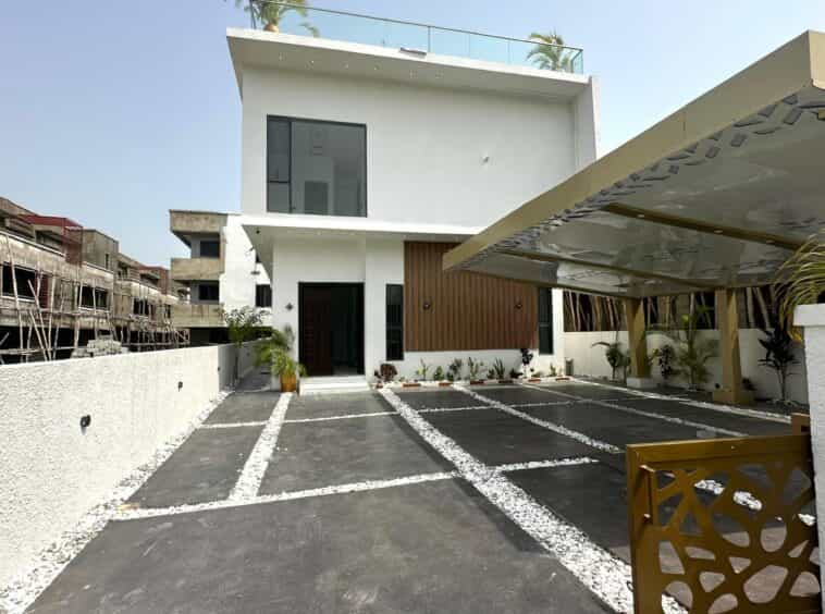 Modern five bedroom detached duplex (orchid5bdd03)