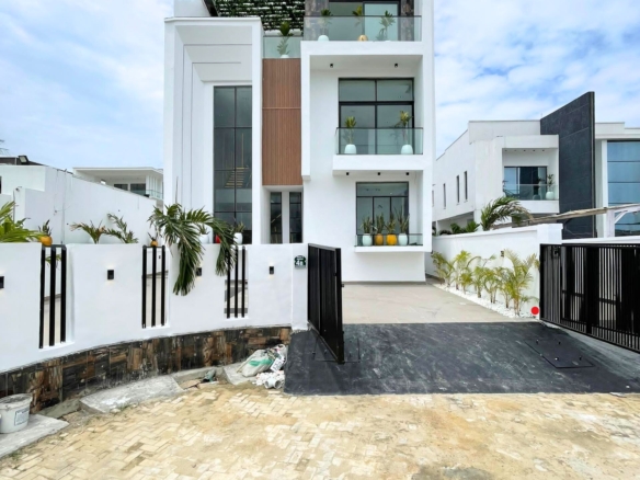 Elegant five bedroom detached duplex (osapa5bdd01)