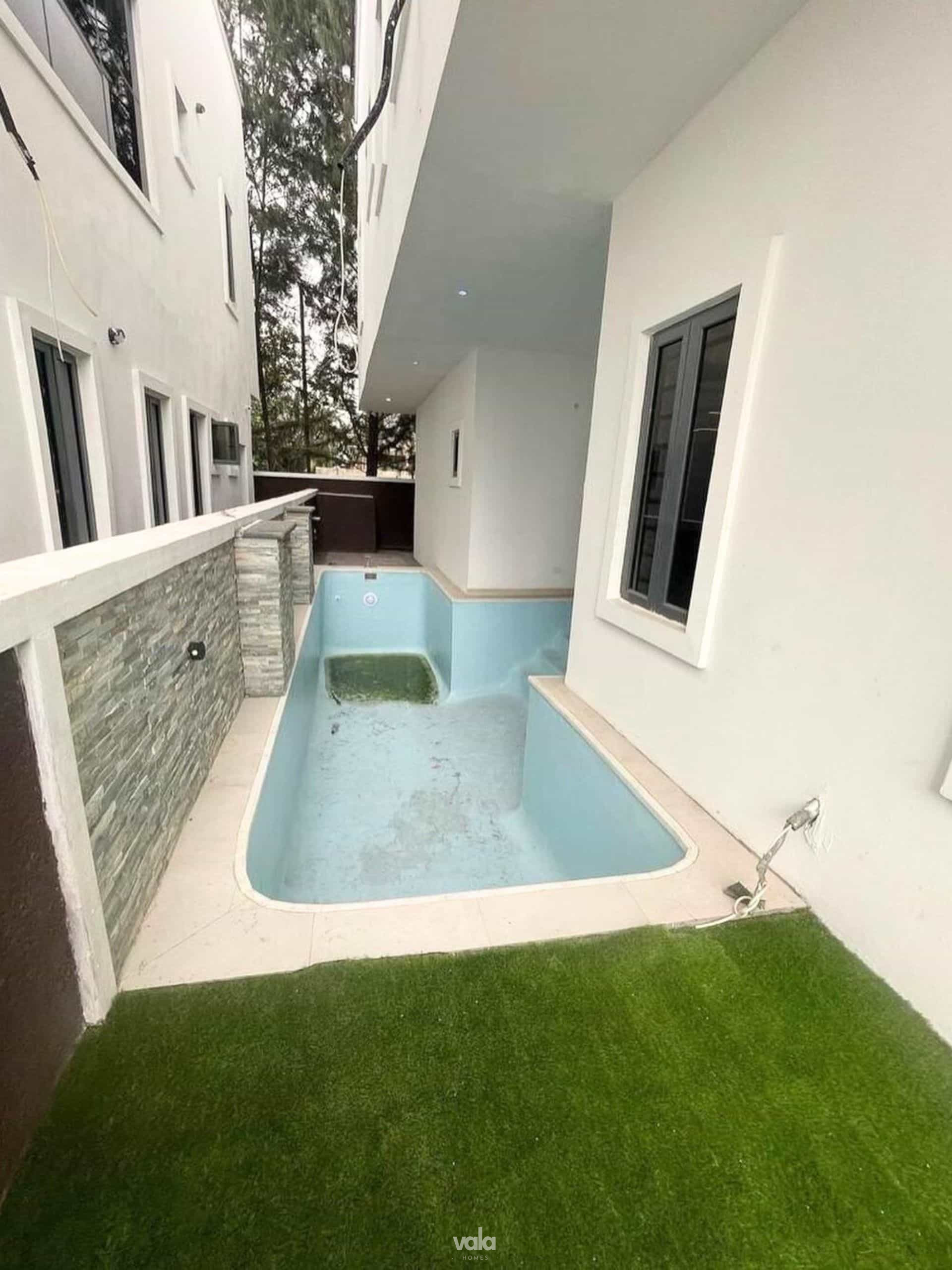 Five bedroom detached duplex in a good location (megamd5bdd06) Five bedroom detached duplex in a good location (megamd5bdd06)
