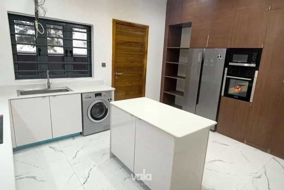 Five bedroom detached duplex in a good location (megamd5bdd06)