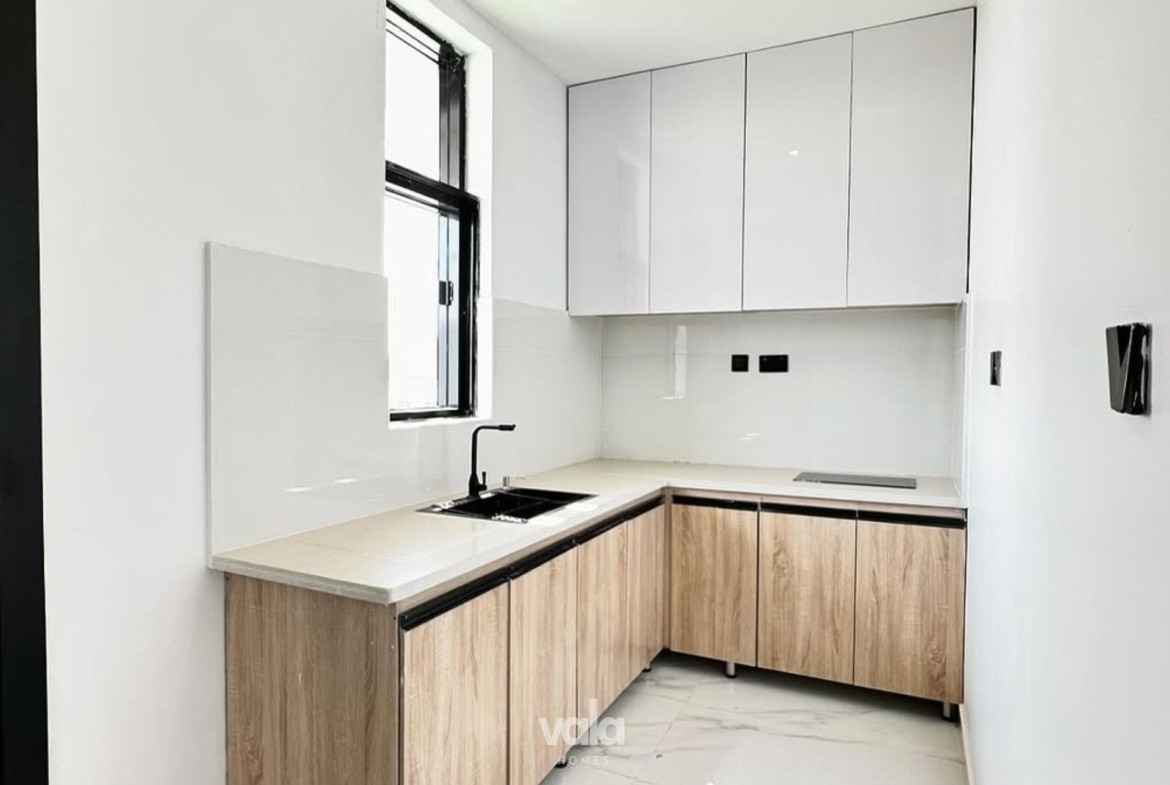 Five bedroom detached duplex (orchid5bd02)