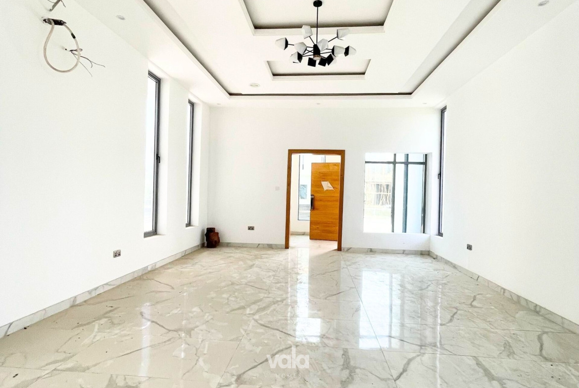 Luxury five bedroom detached duplex (osapa5bdd05)