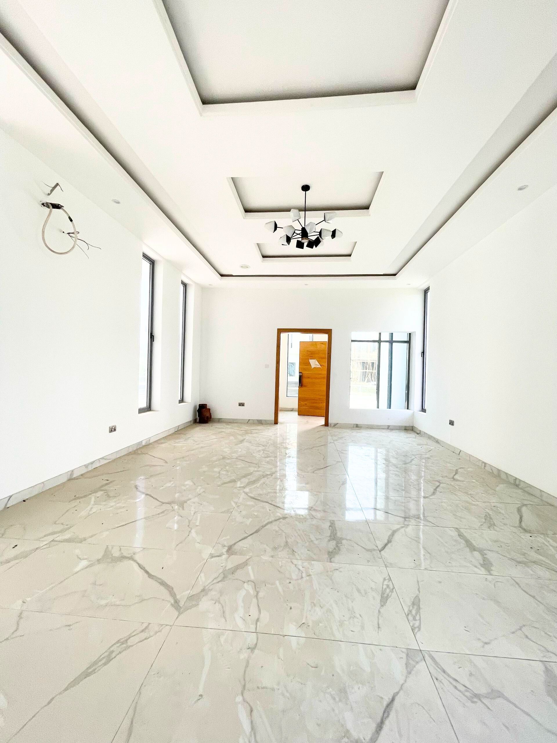 Luxury five bedroom detached duplex (osapa5bdd05)