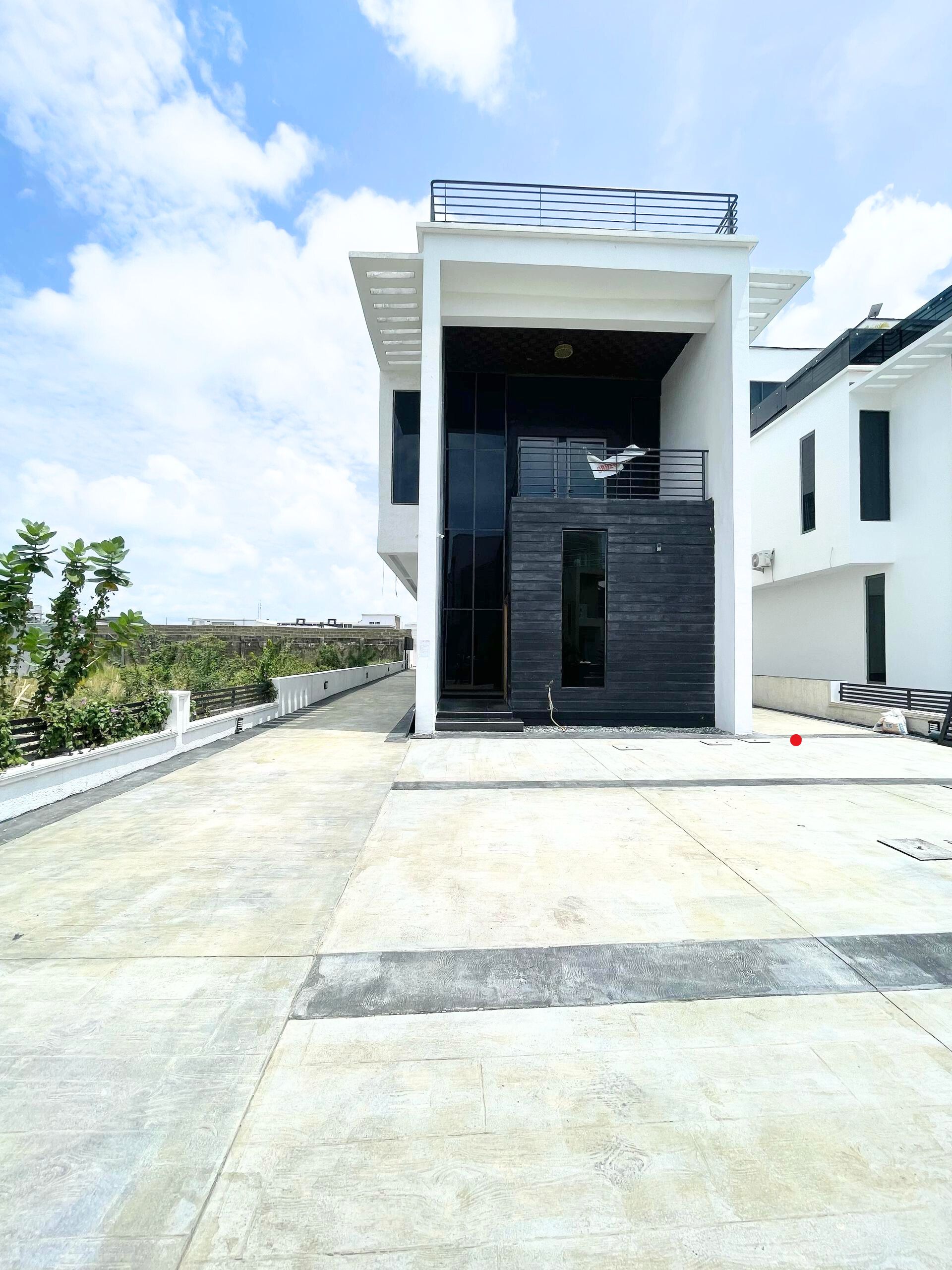 Luxury five bedroom detached duplex (osapa5bdd05)