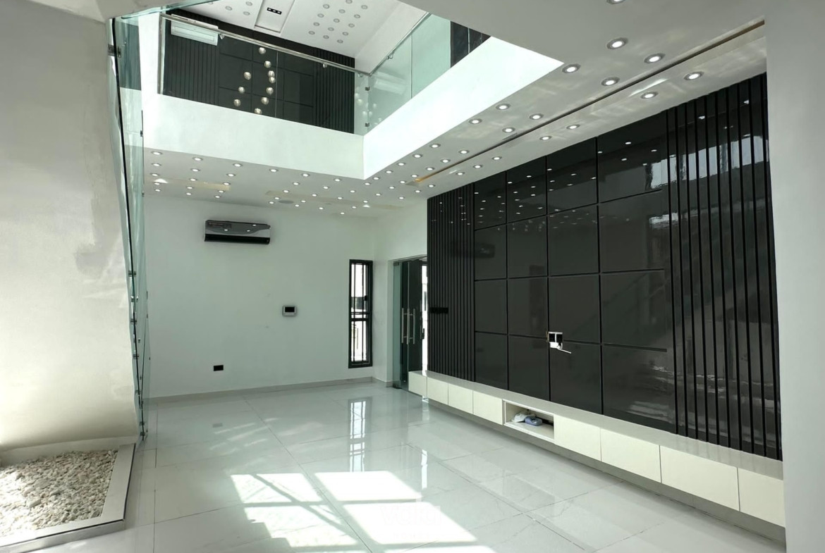 Modern five bedroom detached duplex (orchid5bdd03)