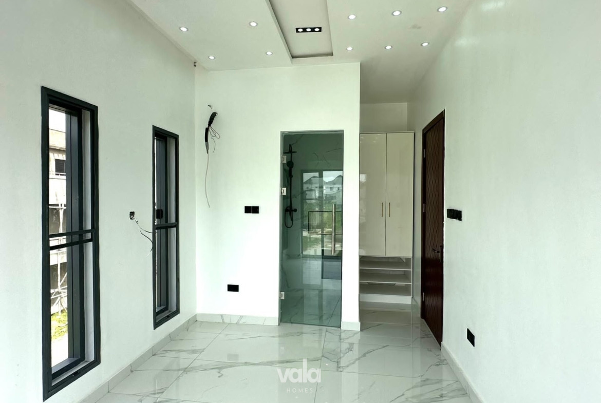 Modern five bedroom detached duplex (orchid5bdd03)
