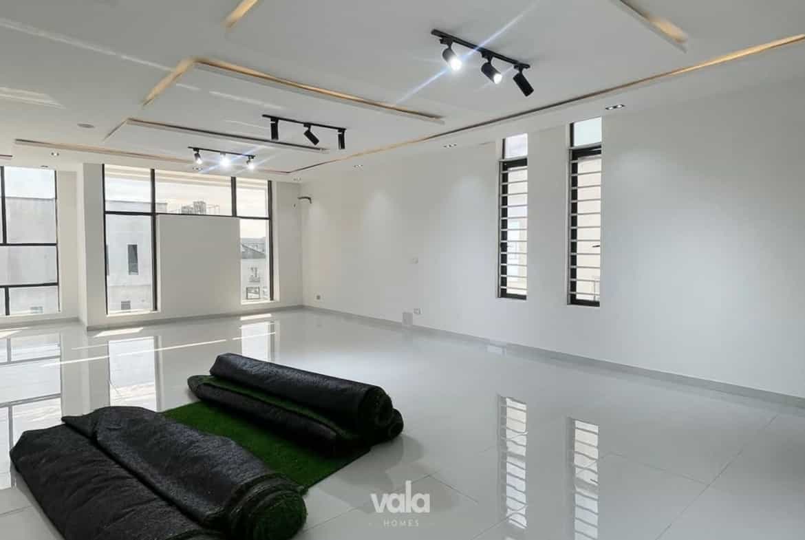 Newly built five bedroom detached duplex with excellent features (orchid5bd01)