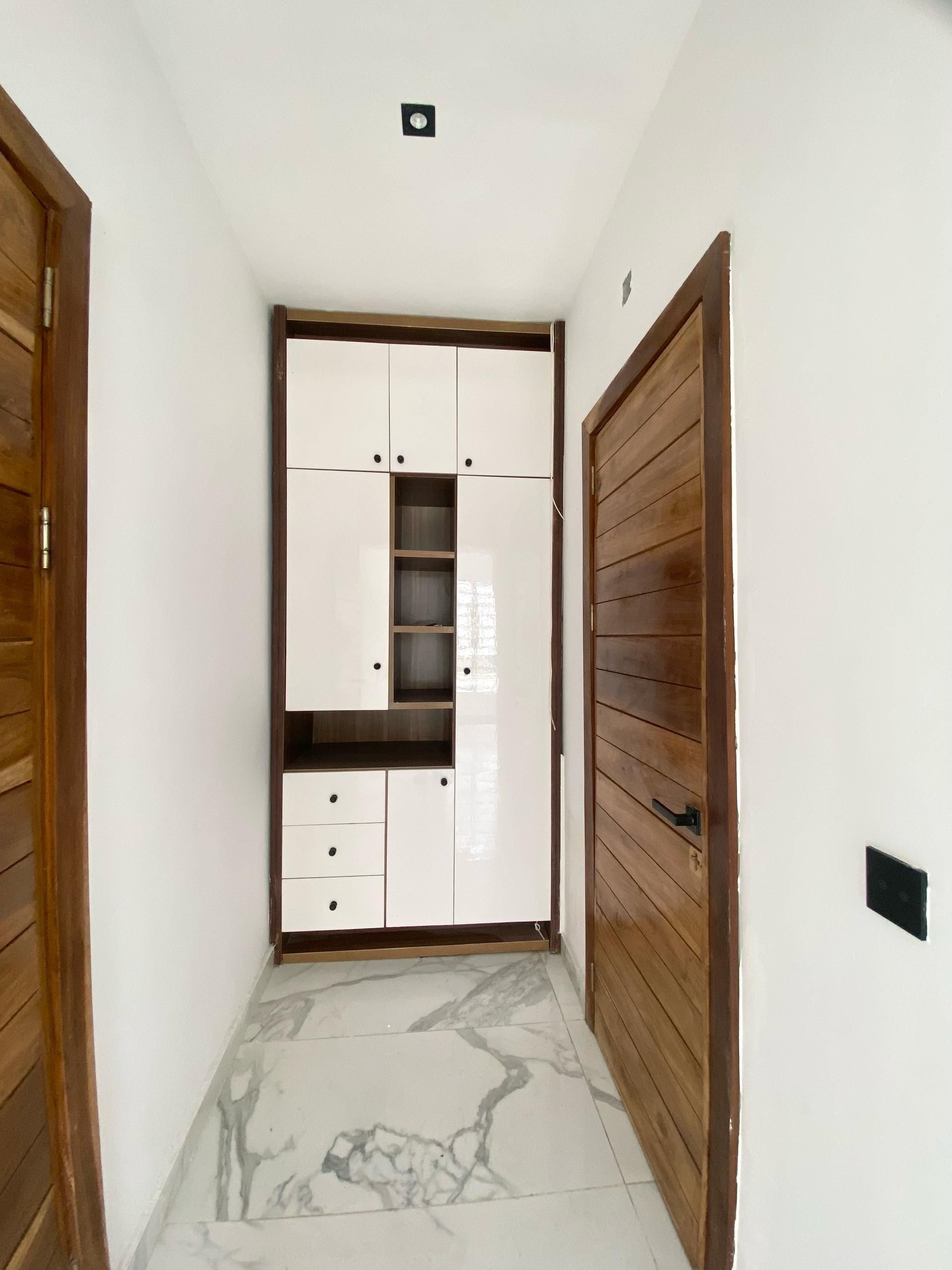 Well designed 5-bedroom fully detached duplex (osapa5bdd04)