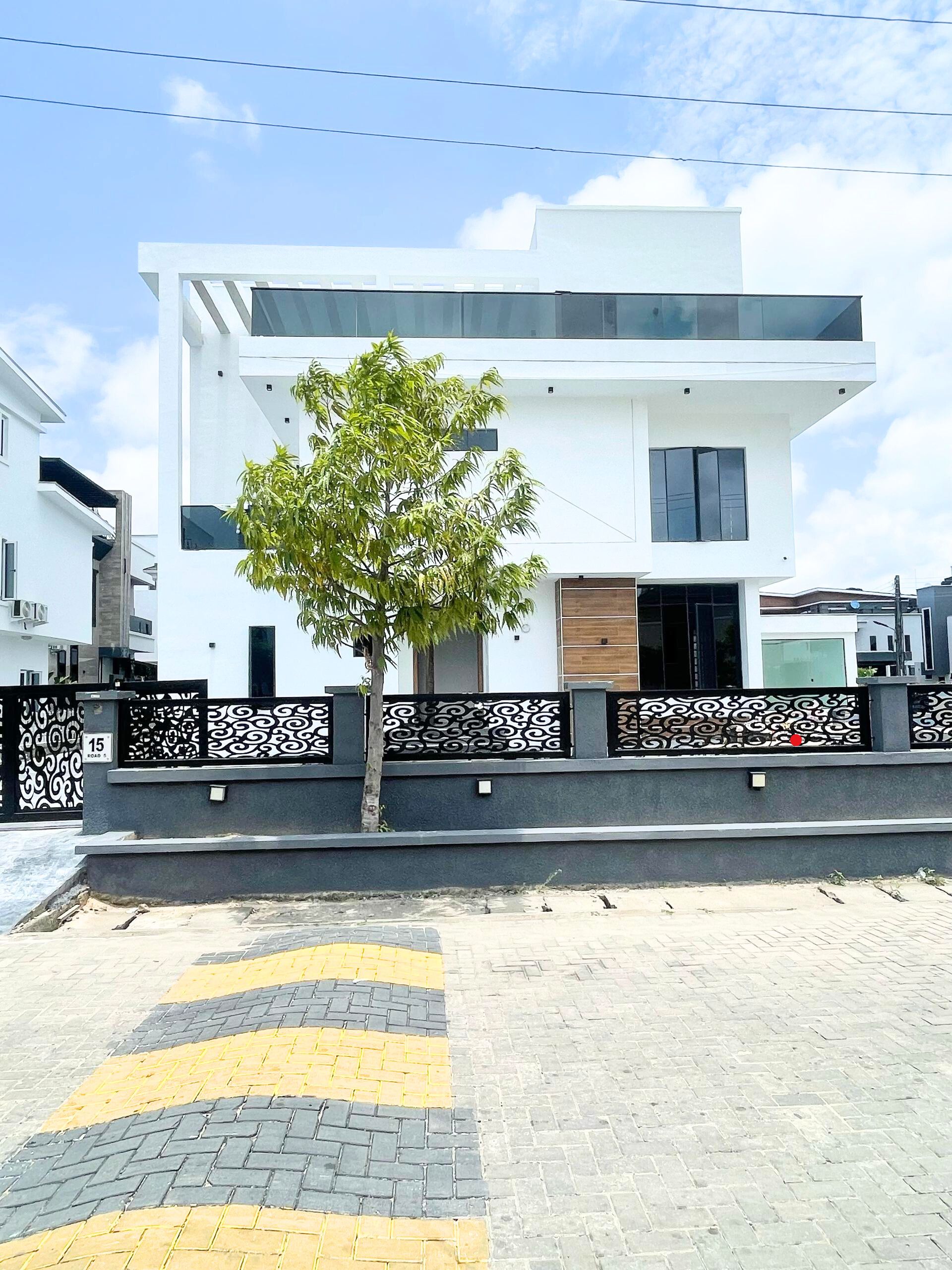 Well designed 5-bedroom fully detached duplex (osapa5bdd04)