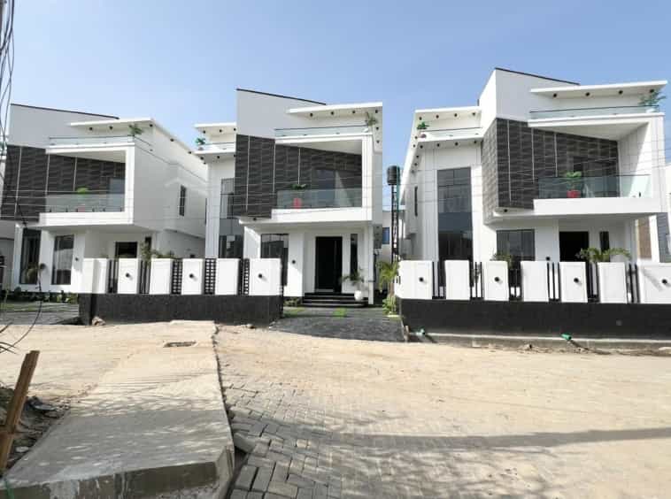 Four bedroom detached duplex (ajah4bdd05)