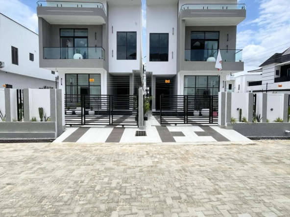 Luxury four bedroom detached duplex (ajah4bdd06)