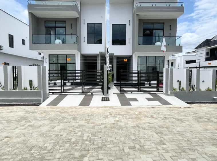 Luxury four bedroom detached duplex (ajah4bdd06)