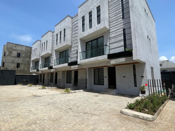 Luxury four bedroom terrace (ikate4bt04)