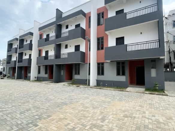 Furnished four bedroom terrace (ikate4bt05)