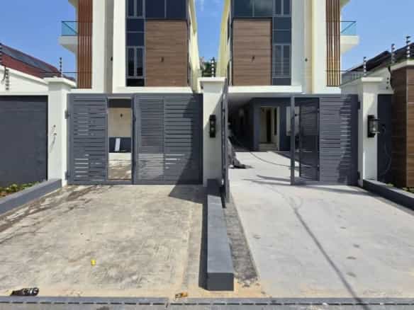 Newly built five bedroom detached duplex (lekki5dd02)