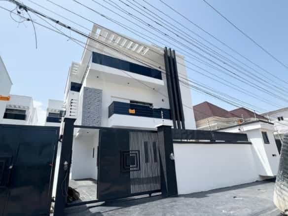 Luxury five bedroom detached duplex (ologolo5bdd01)