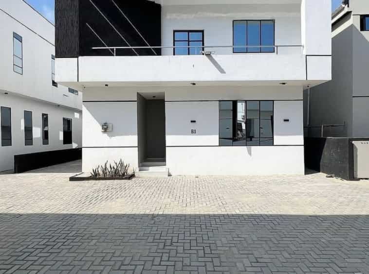 Fully serviced four bedroom detached duplex (orchid4bdd03)