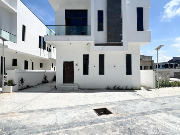 Luxury four bedroom detached duplex (orchid4bdd06)