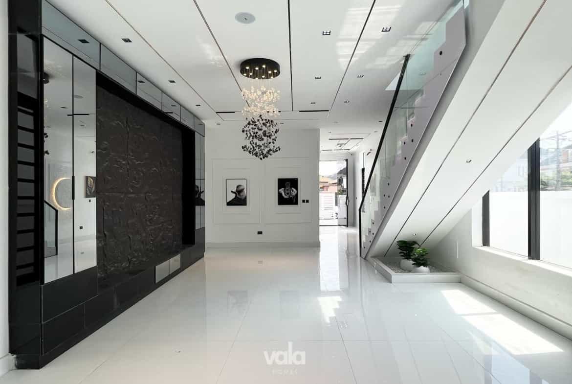 Contemporary five bedroom detached duplex (orchid5bdd05)