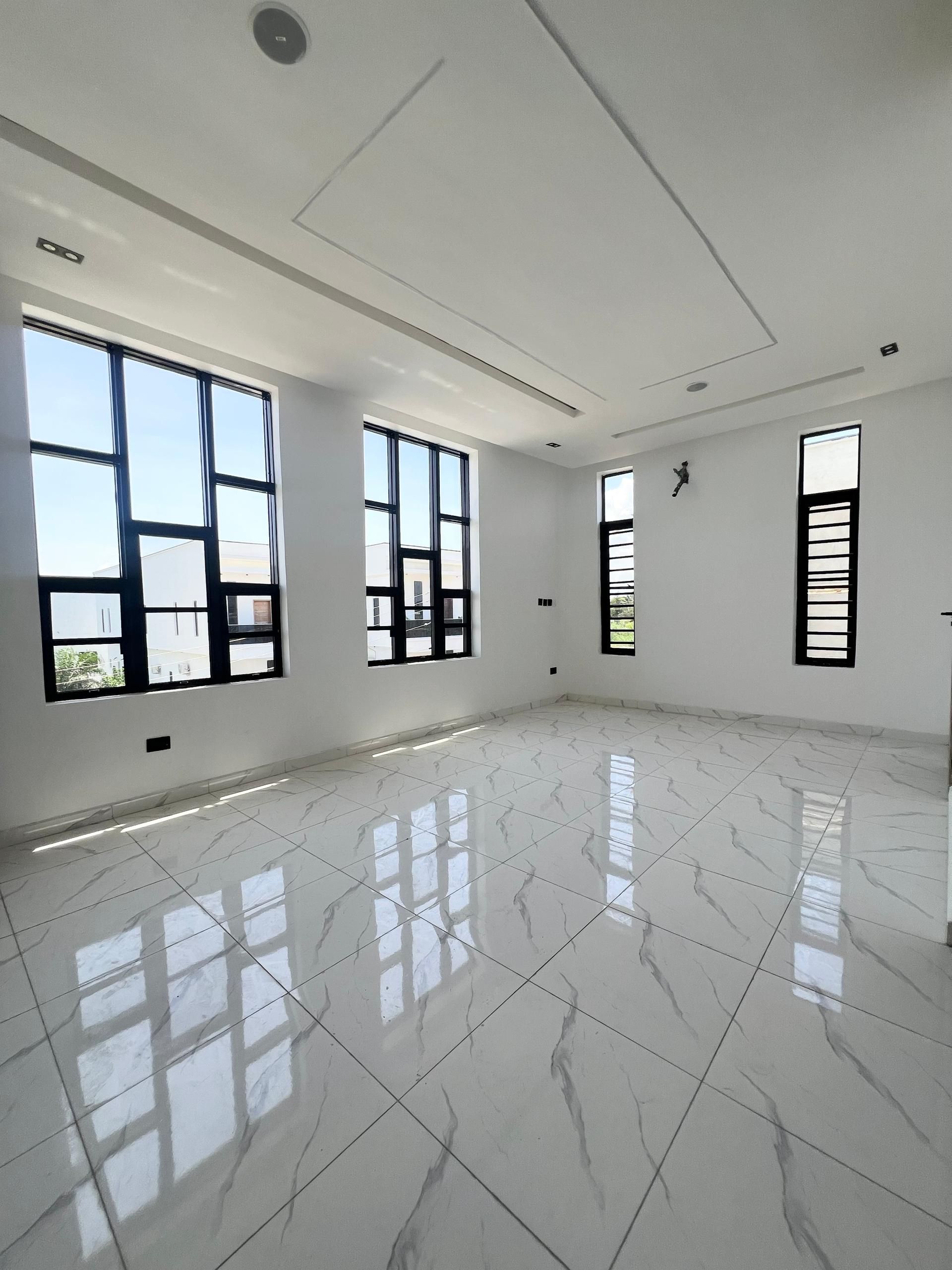 Contemporary five bedroom detached duplex (ORCHID5BDD07)