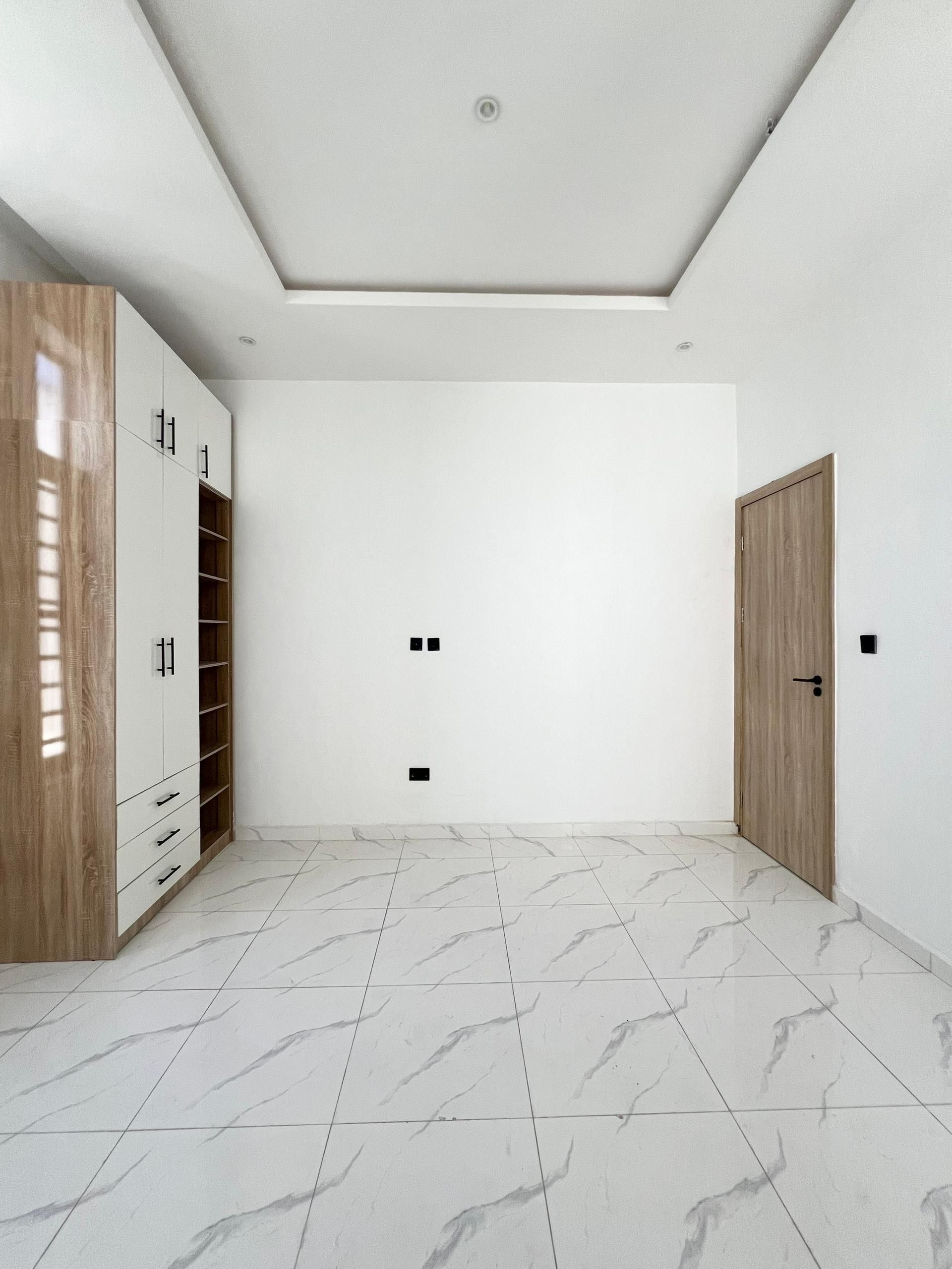 Contemporary five bedroom detached duplex (ORCHID5BDD07)