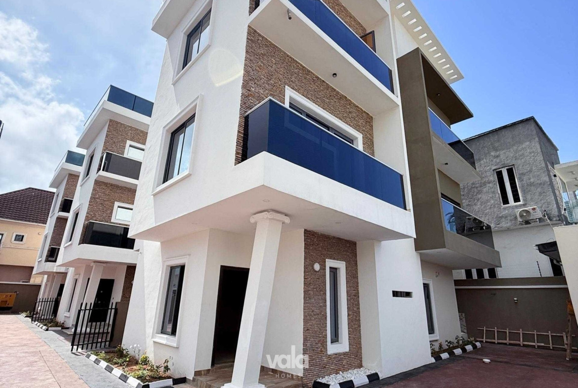 Four bedroom semi detached duplex (AGUNGI4BSD01)