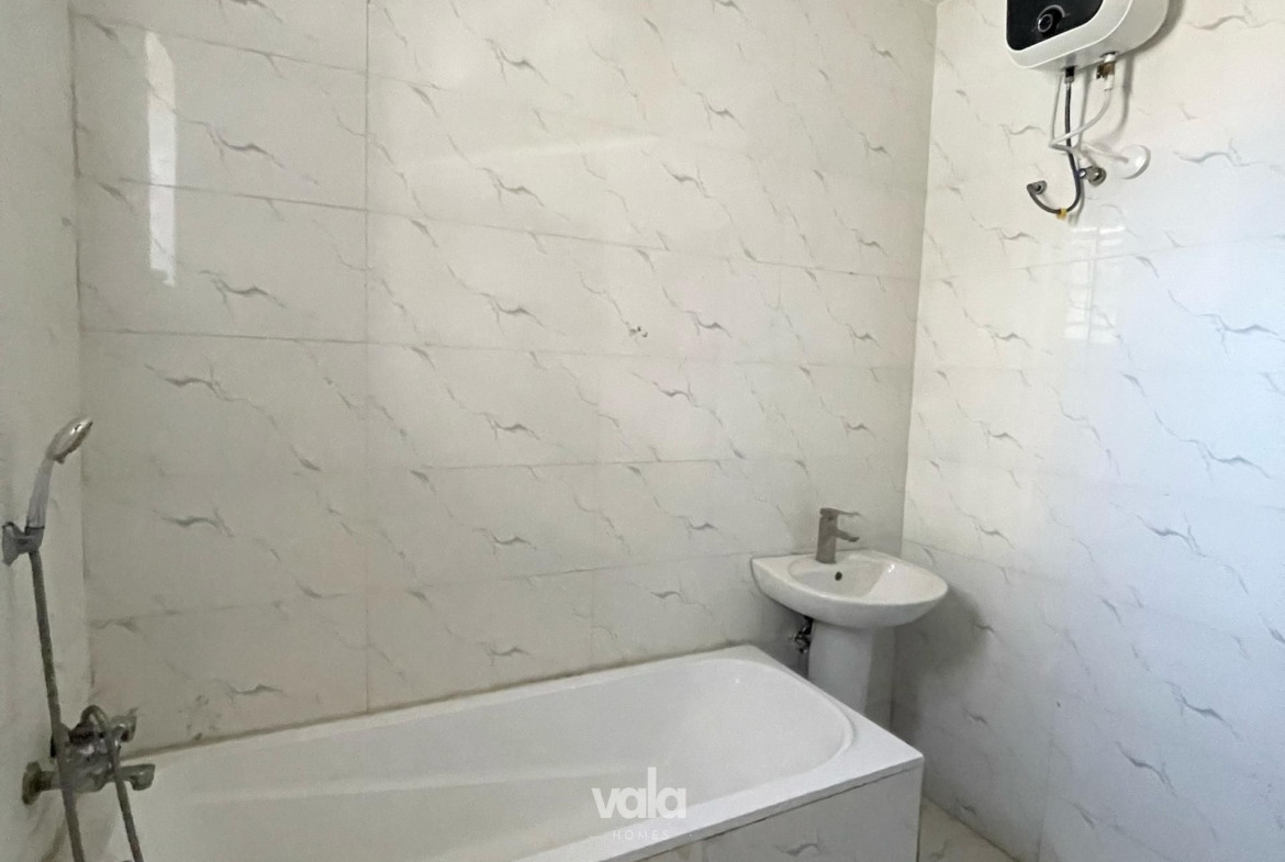 Four bedroom terrace duplex (OLOGOLO4TD02)