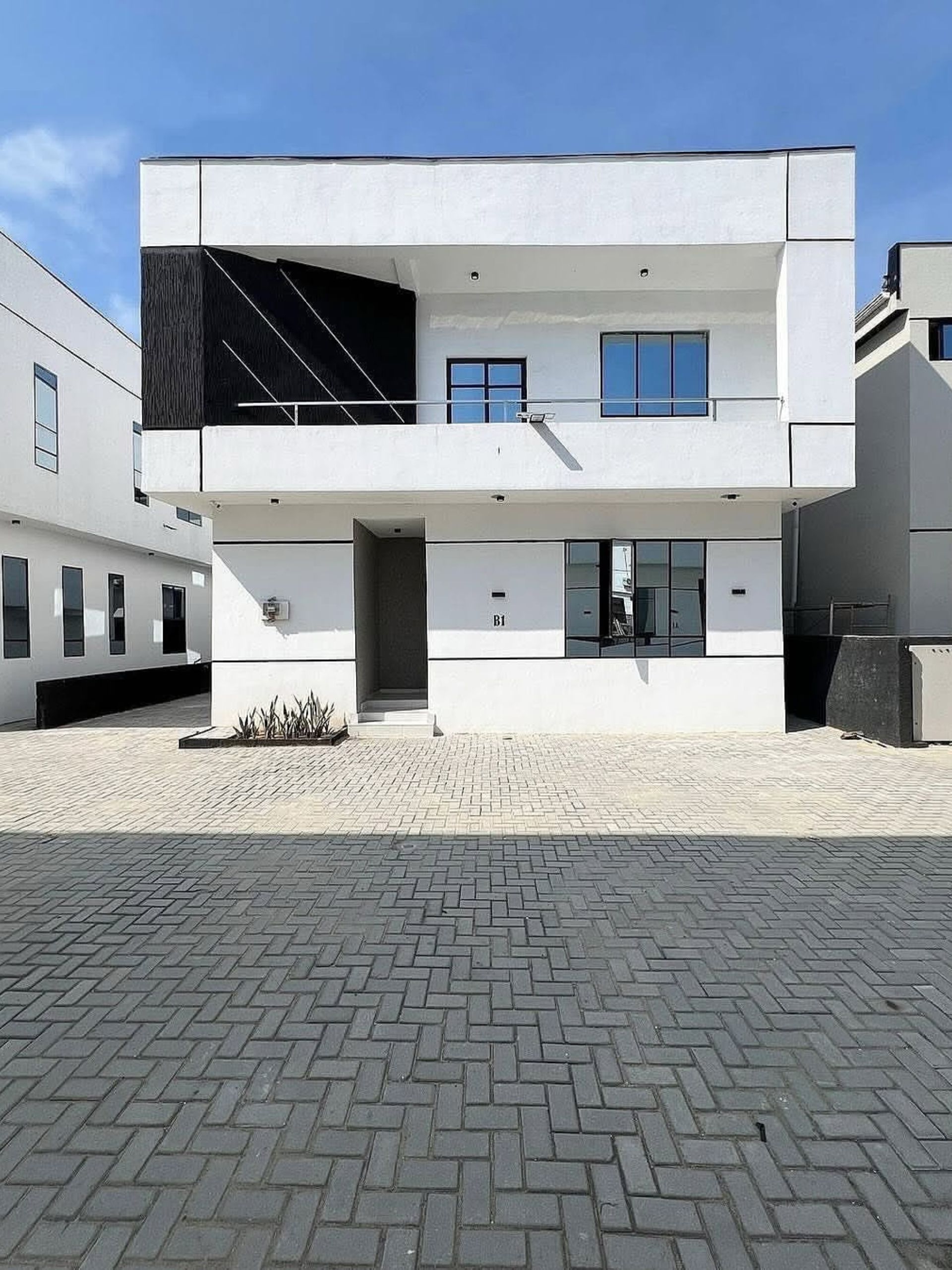 Fully serviced four bedroom detached duplex (ORCHID4BDD03)