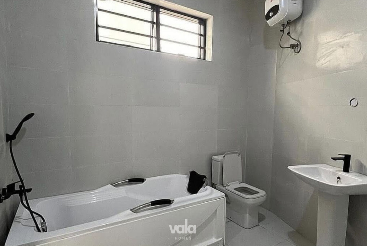 Fully serviced four bedroom detached duplex (ORCHID4BDD03)
