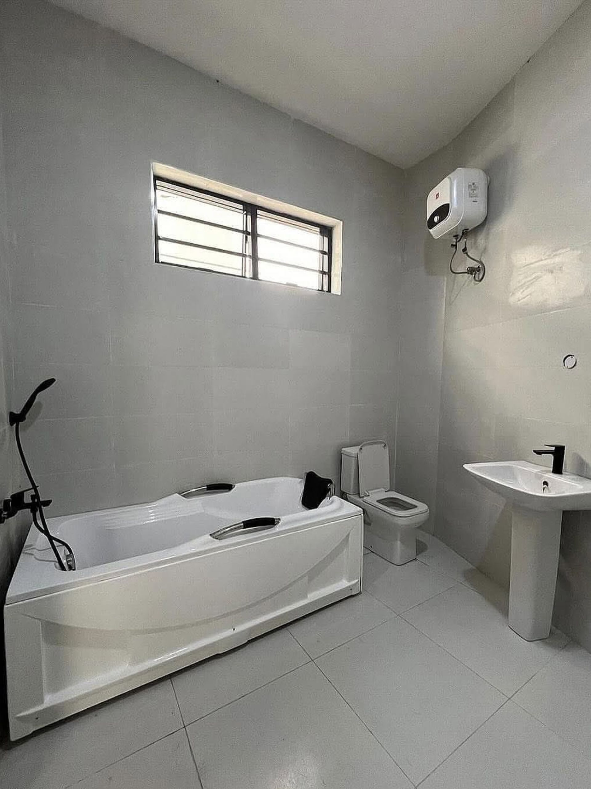 Fully serviced four bedroom detached duplex (ORCHID4BDD03)