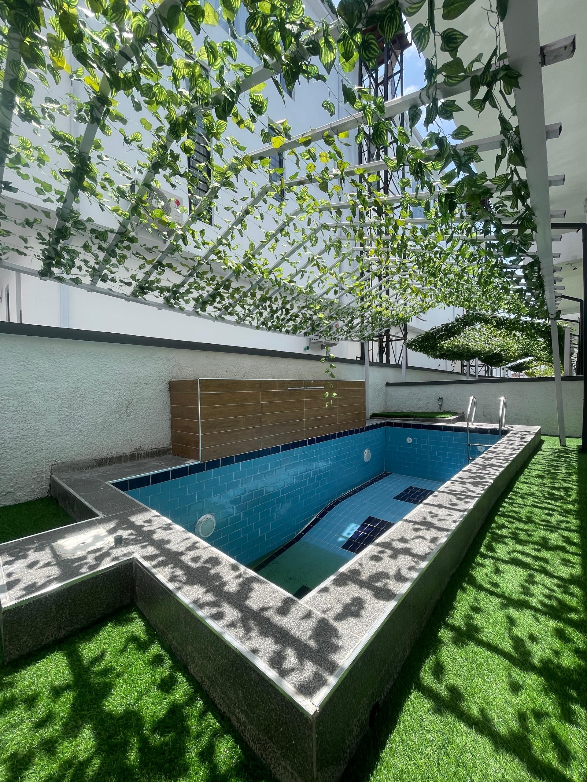 Luxury five bedroom detached duplex (CHEVRN5BDD09)