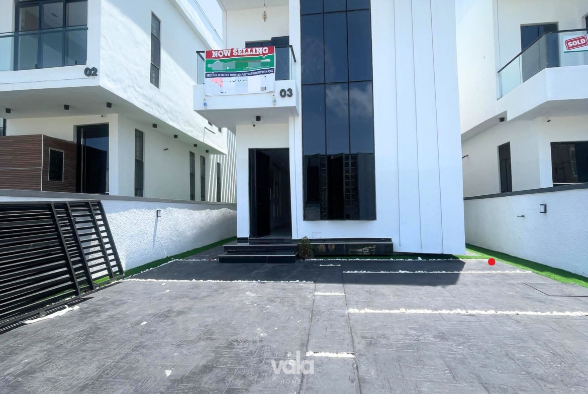 Luxury five bedroom detached duplex (CHEVRN5BDD09)