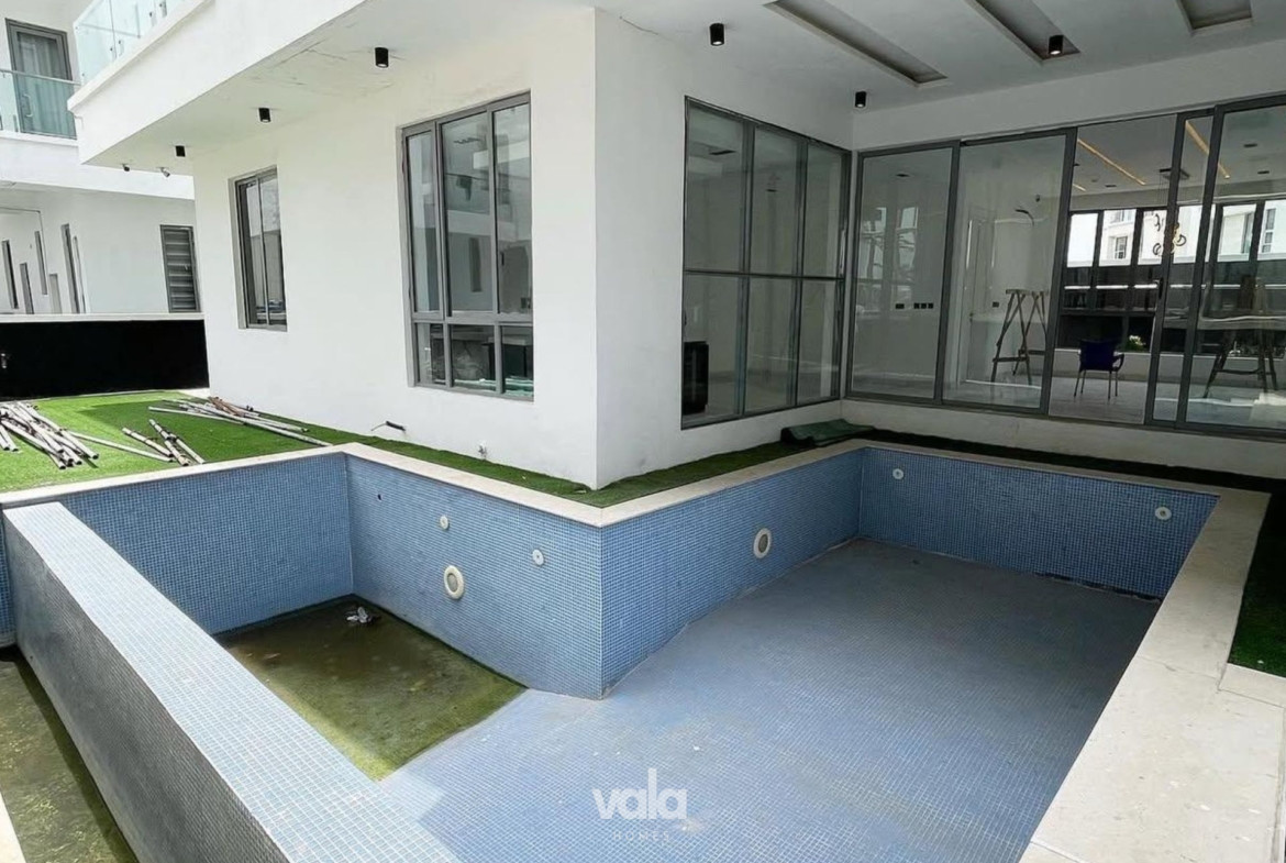 Luxury Five Bedroom Detached Duplex (OSAPA5BDD06)