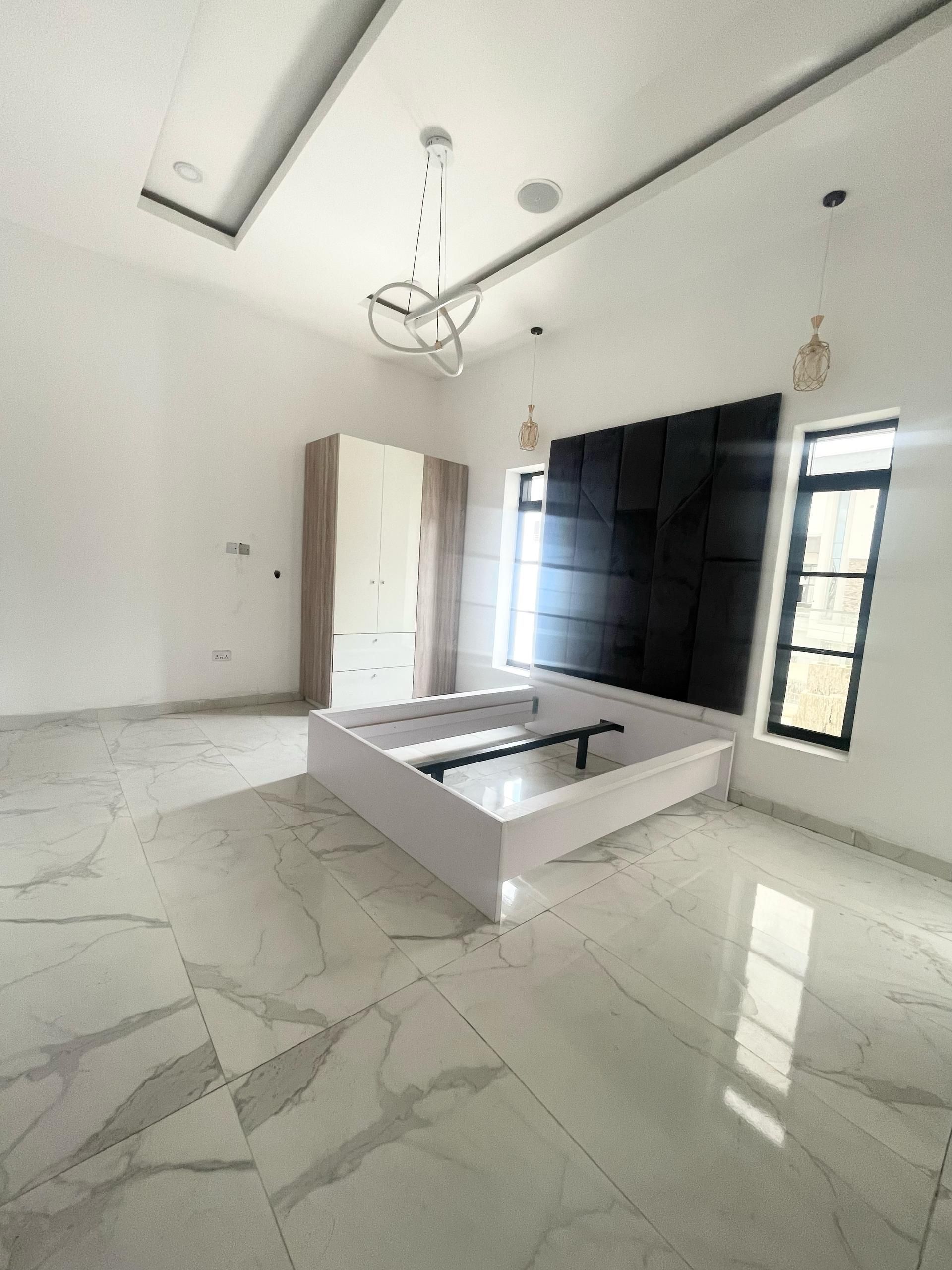 Luxury five bedroom detached duplex (OSAPA5BDD07)