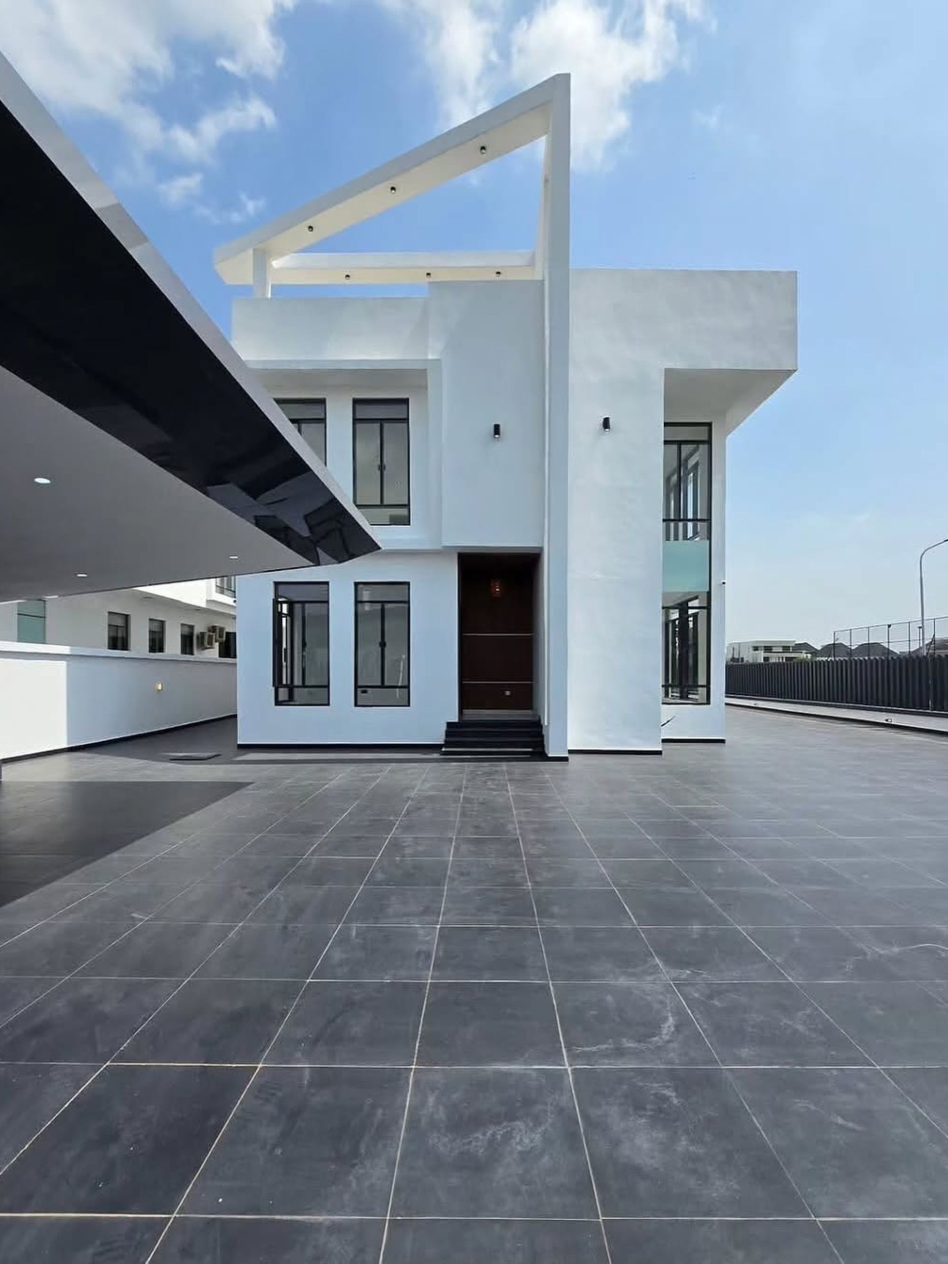 Luxury Five Bedroom Detached Duplex (OSAPA5BDD08)